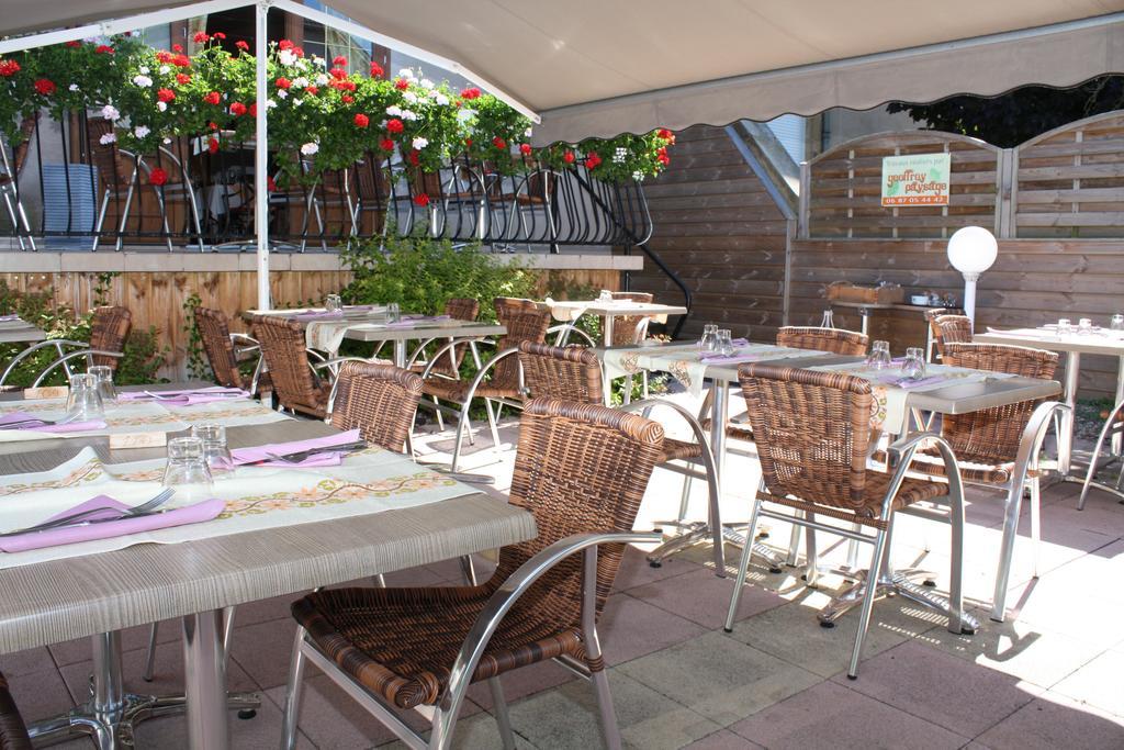 Logis Hotel- Restaurant La Renaissance Baccarat Exterior photo