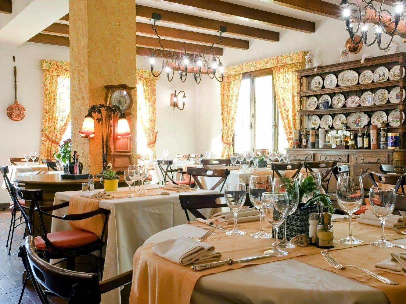 Logis Hotel- Restaurant La Renaissance Baccarat Exterior photo
